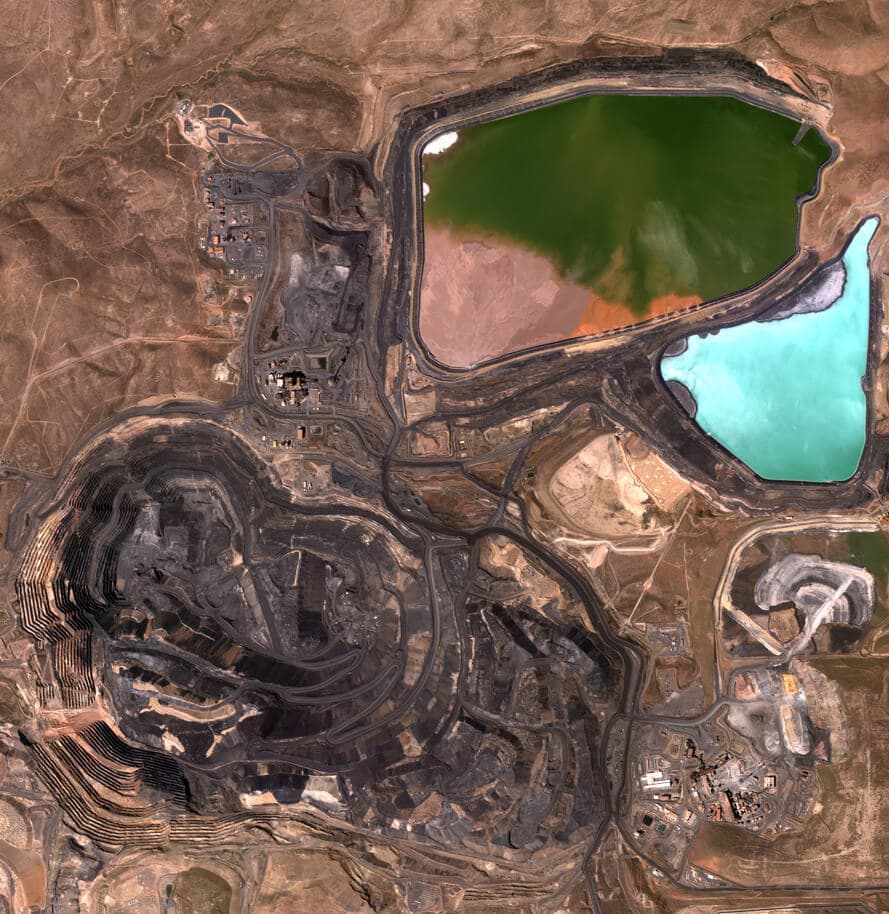 mining industry image