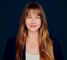 Kate van Dam photo