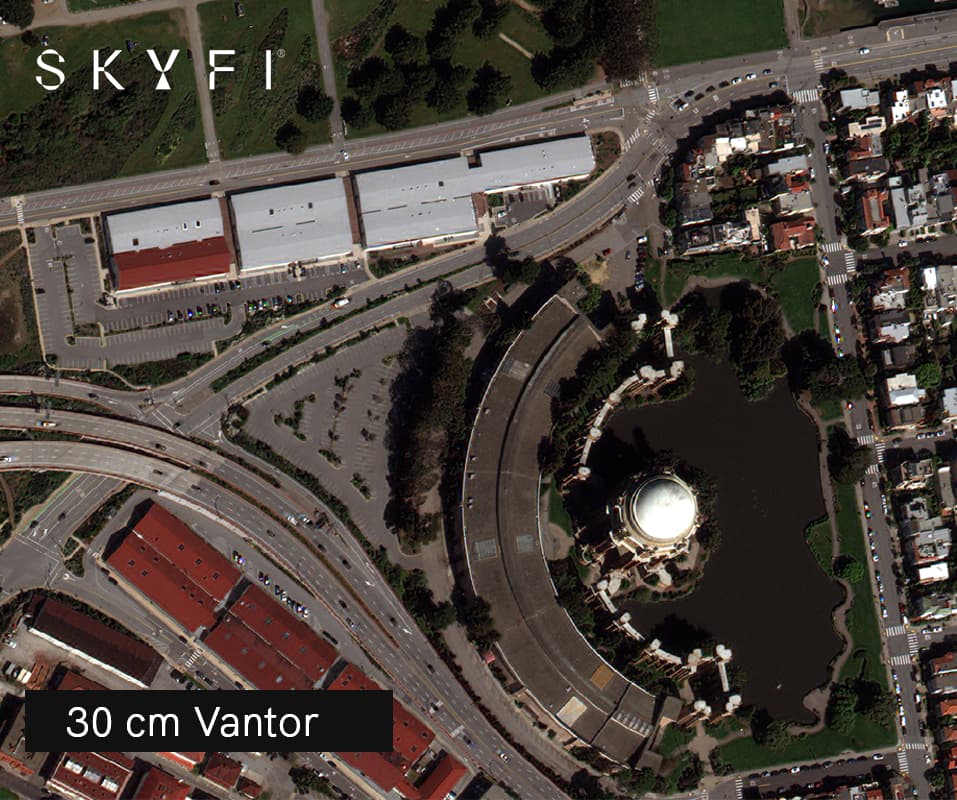 Resolution: 30 cm | Vantor