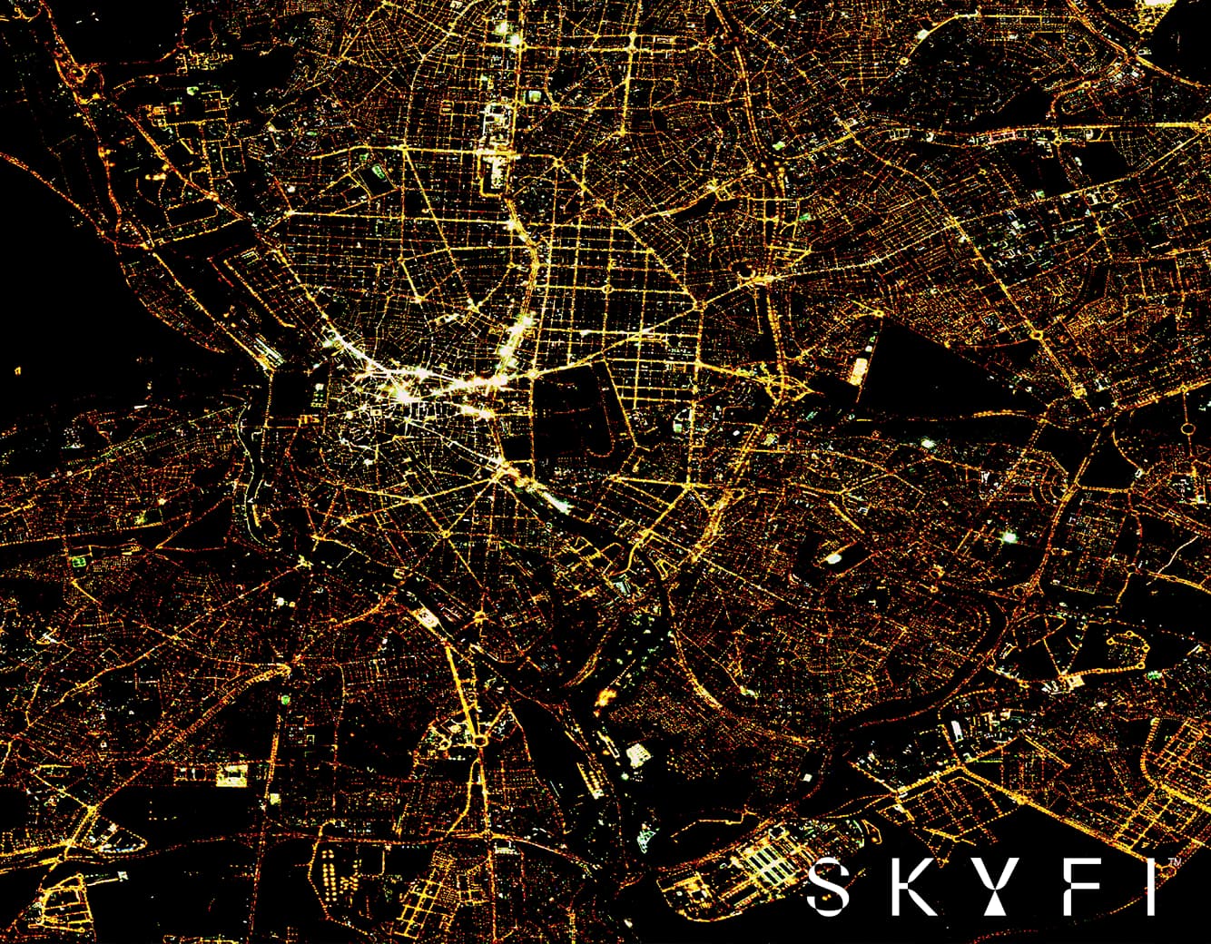 Nighttime, 50 cm: Madrid, Spain