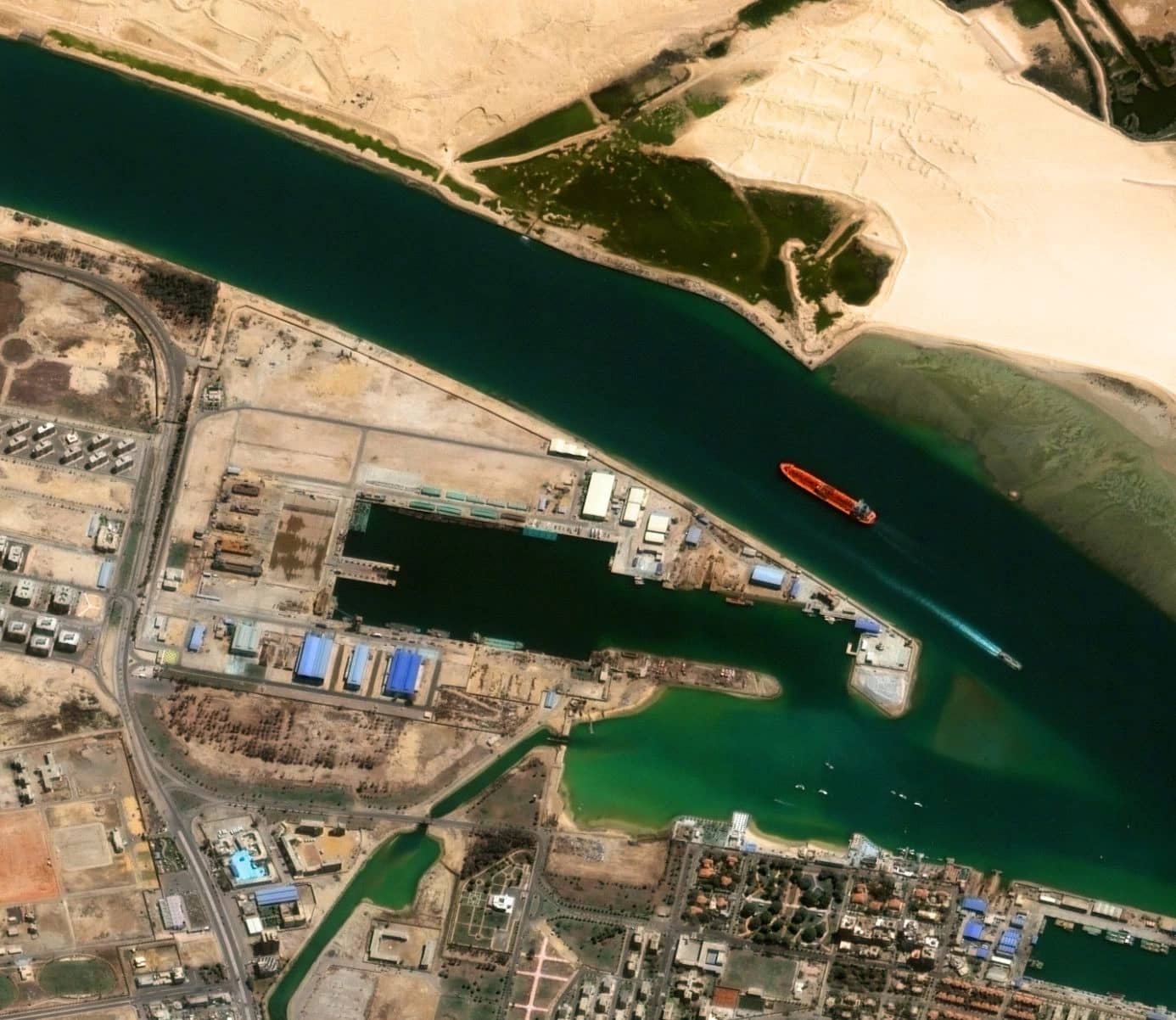 Suez Canal marine movement